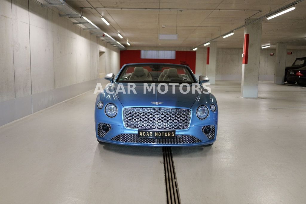 Bentley Continental GTC 2022