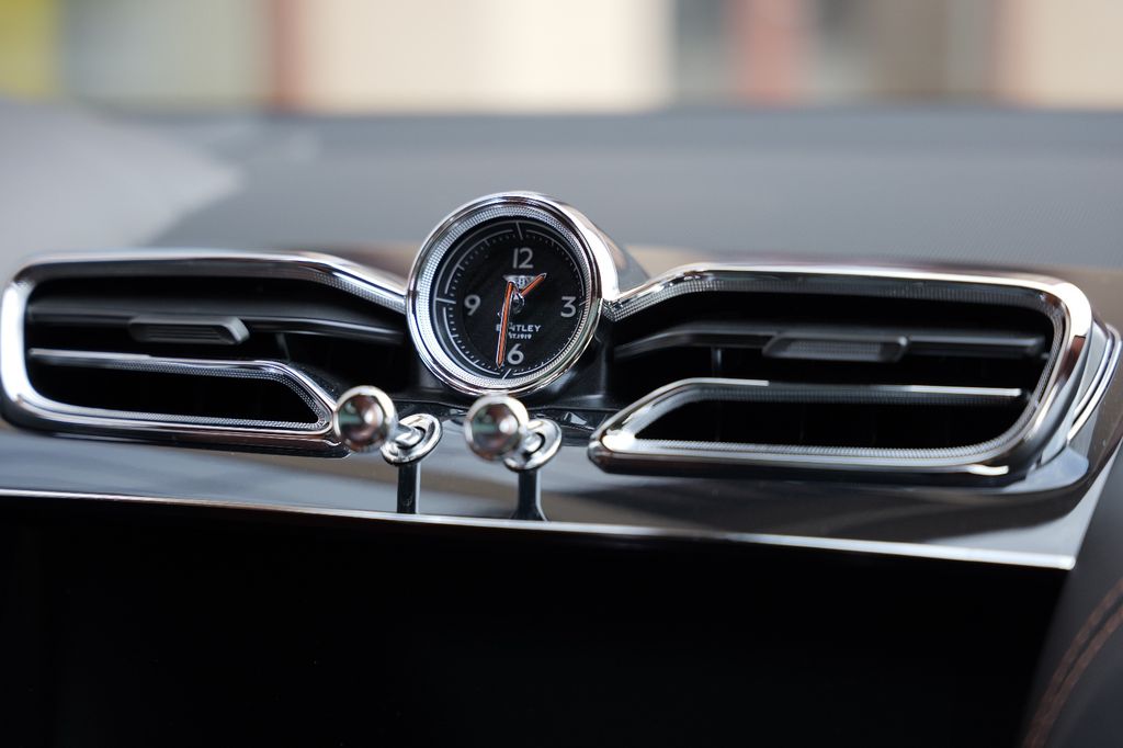 Bentley Bentayga 2023