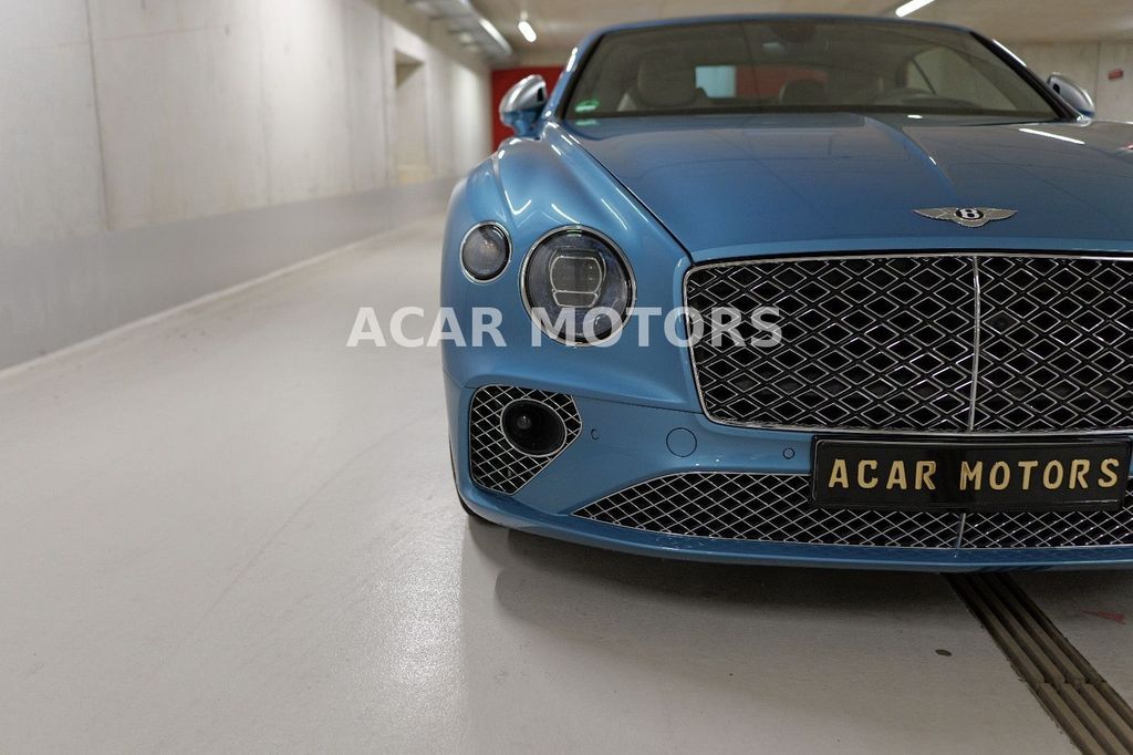 Bentley Continental GTC 2022