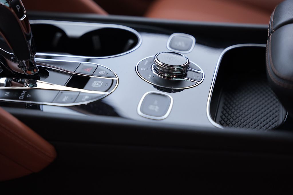 Bentley Bentayga 2023