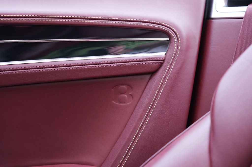 Bentley Continental GTC 2020