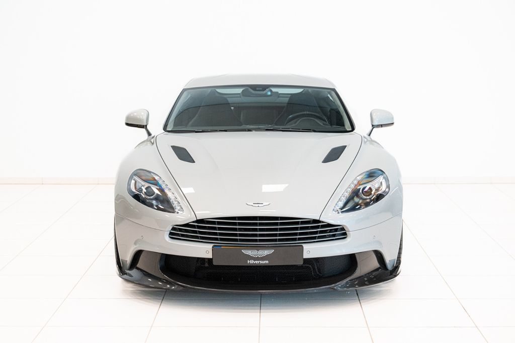 Aston Martin Vanquish 2018