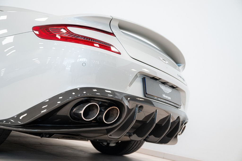 Aston Martin Vanquish 2018