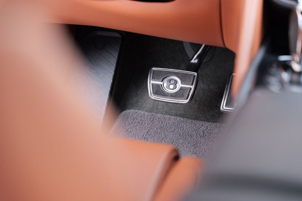 Bentley Bentayga 2023