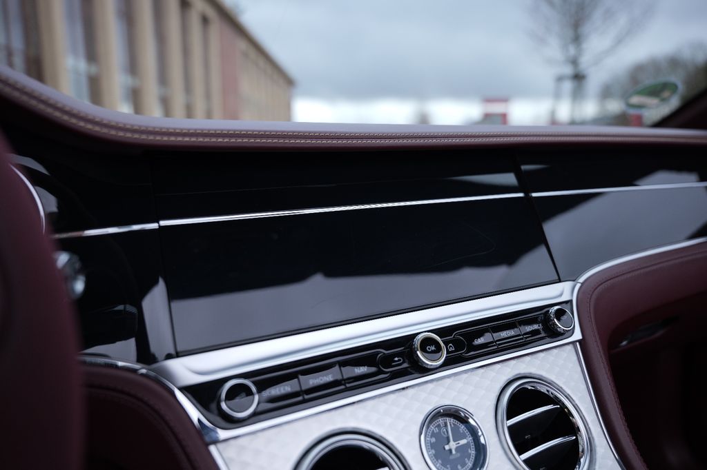 Bentley Continental GTC 2020