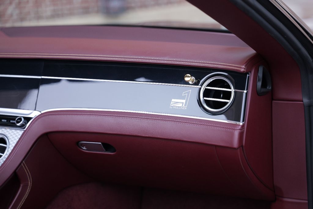 Bentley Continental GTC 2020