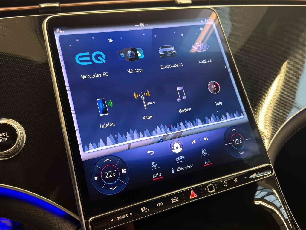 Mercedes-Benz EQE 2024