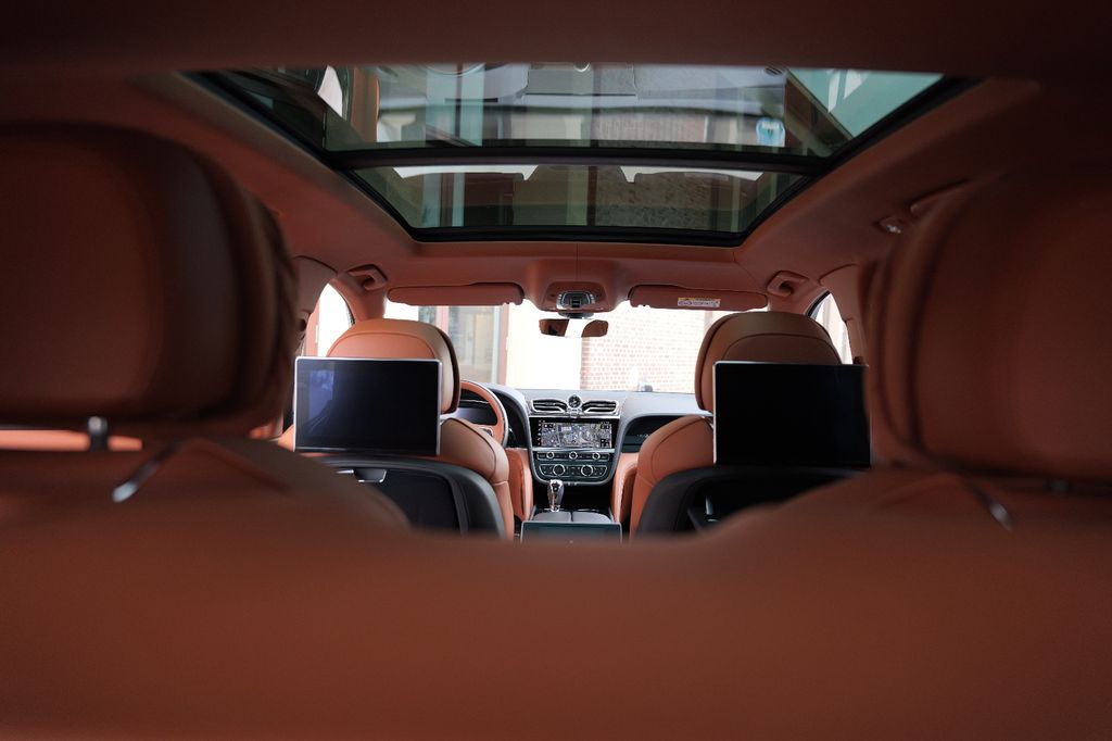 Bentley Bentayga 2023