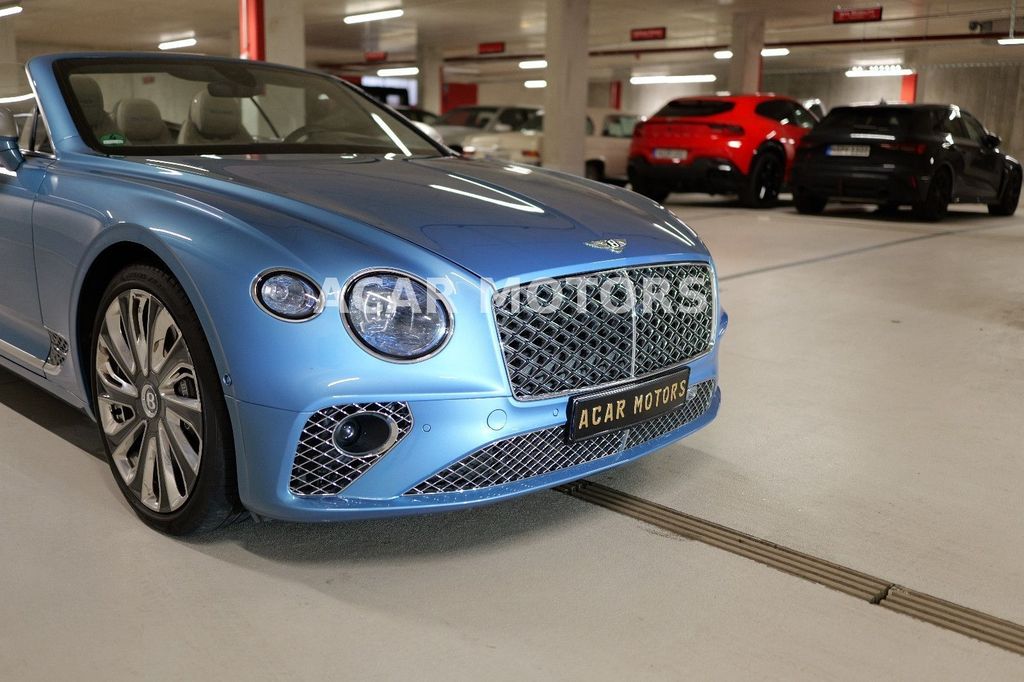 Bentley Continental GTC 2022