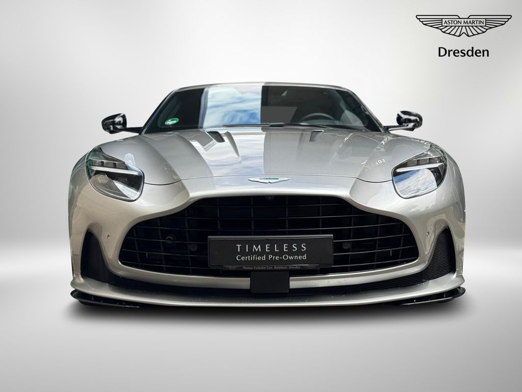 Aston Martin DB12 2025