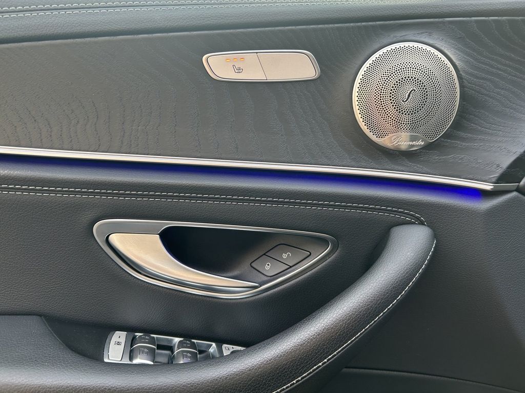 Mercedes-Benz E 300 2022