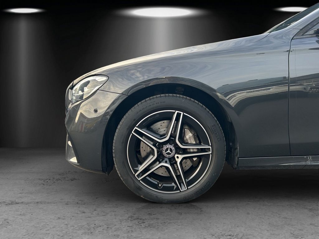 Mercedes-Benz E 300 2022