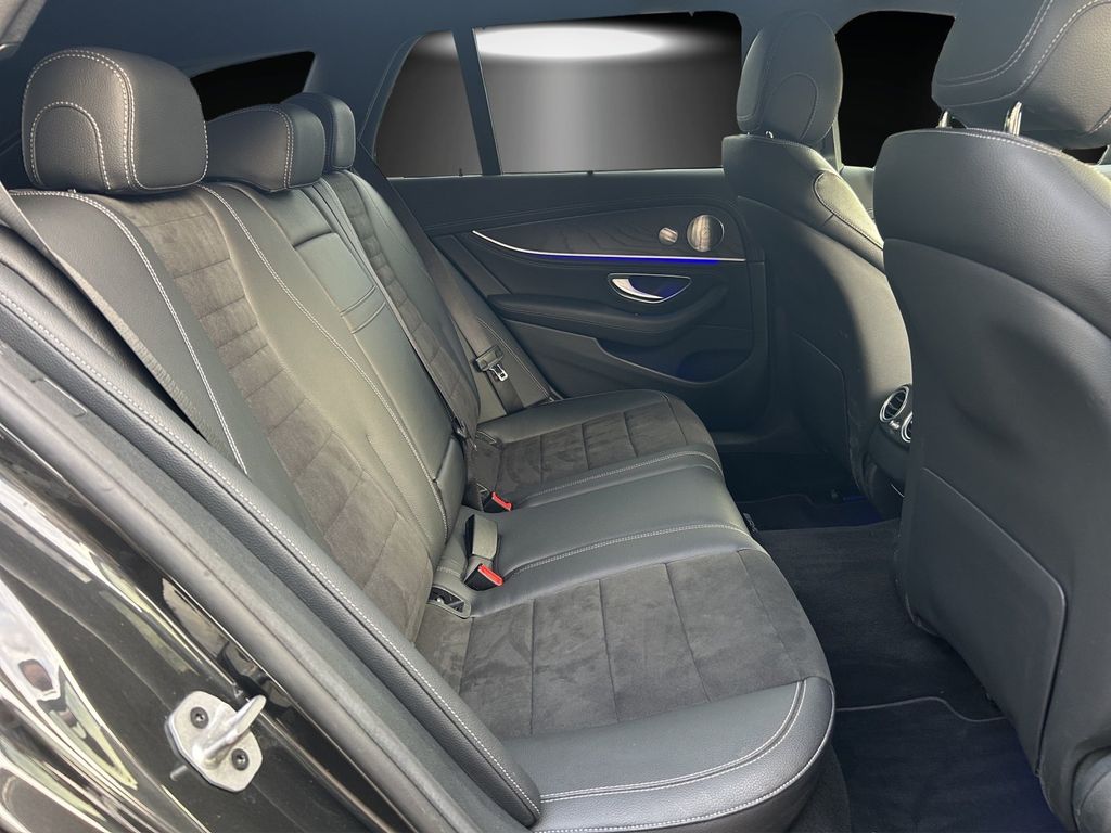Mercedes-Benz E 300 2022