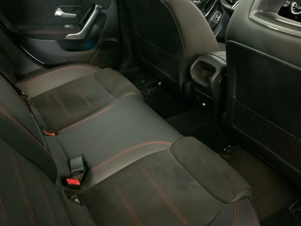 Mercedes-Benz CLA 200 2024