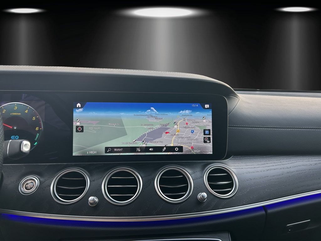 Mercedes-Benz E 300 2022