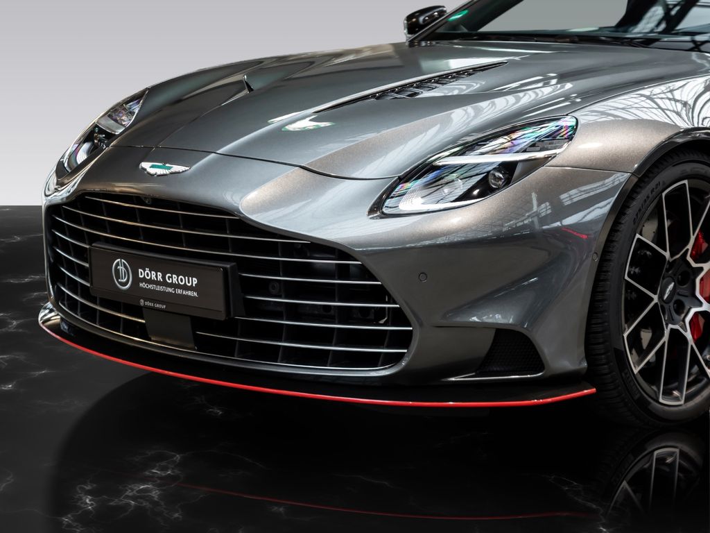 Aston Martin Vanquish 2025