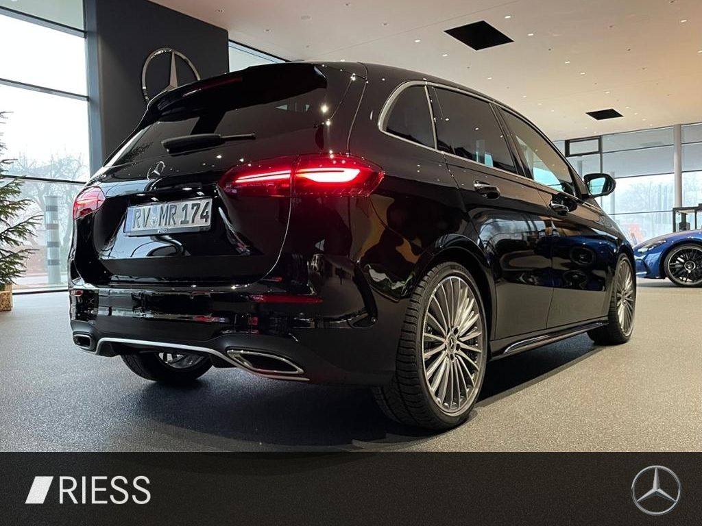 Mercedes-Benz B 220 2025