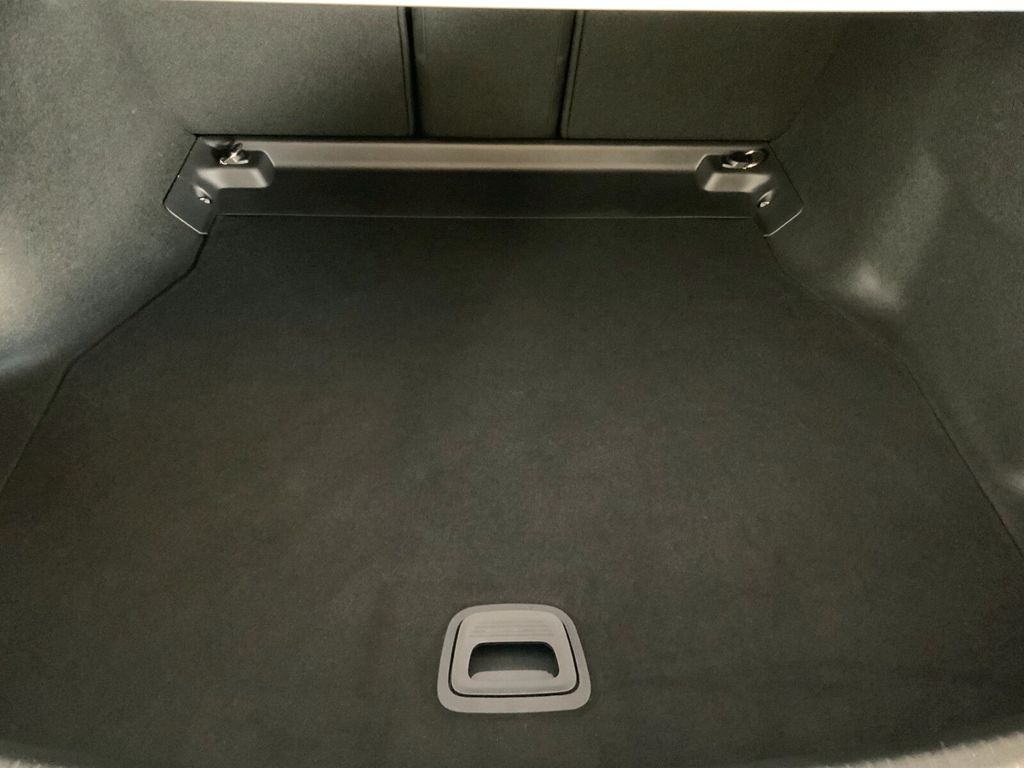 Mercedes-Benz C 300 2024