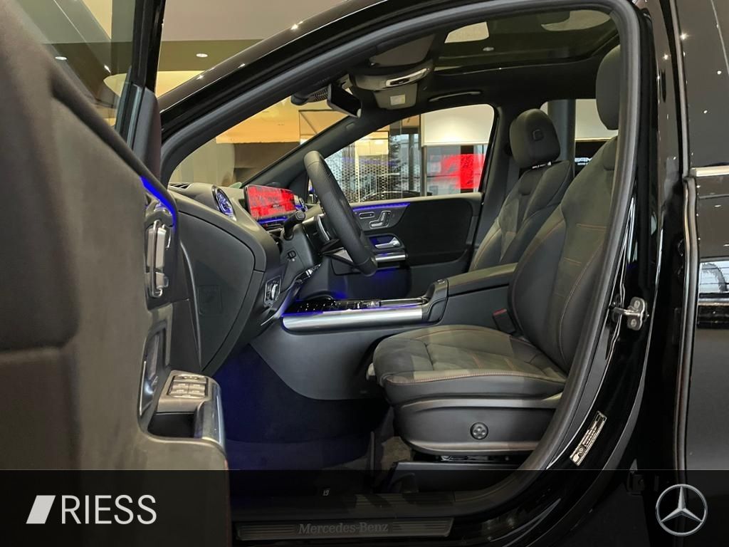 Mercedes-Benz B 220 2025