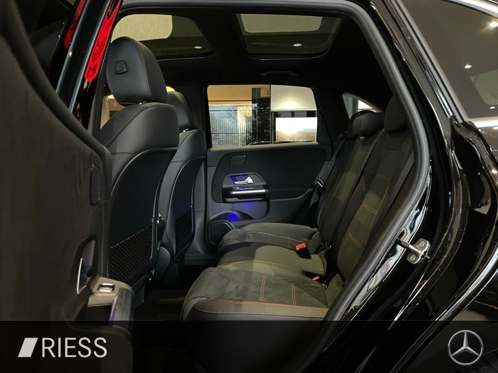 Mercedes-Benz B 220 2025