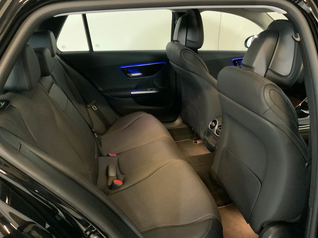 Mercedes-Benz C 200 2024