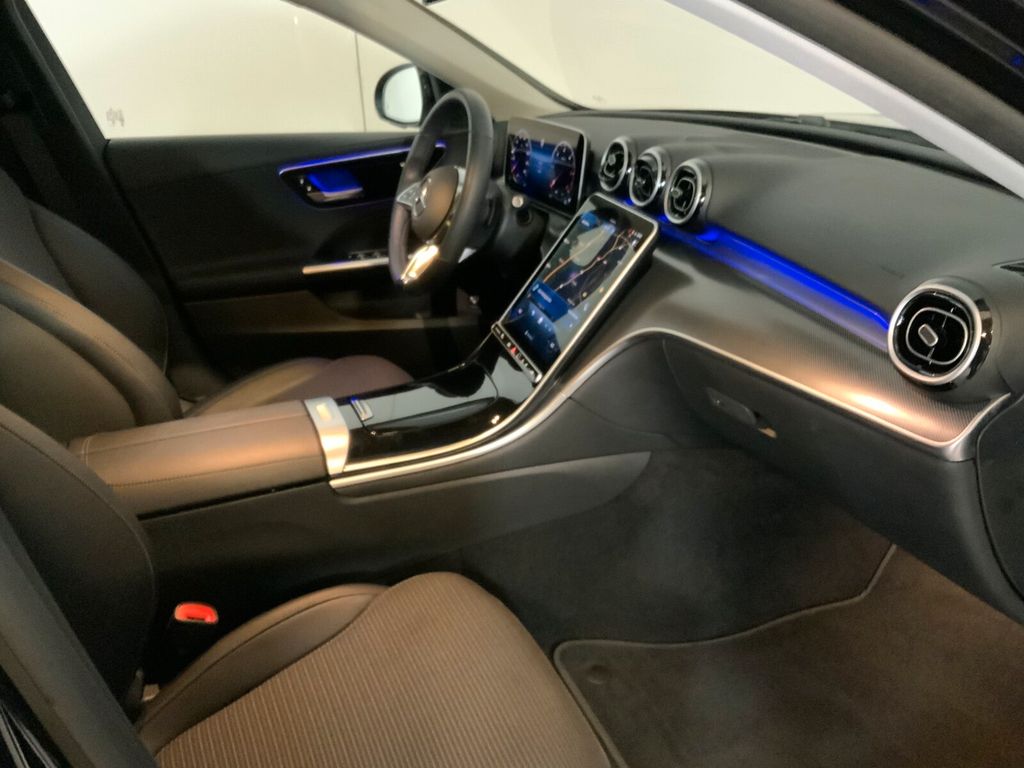 Mercedes-Benz C 200 2024