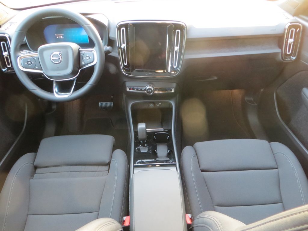 Volvo C40 2024