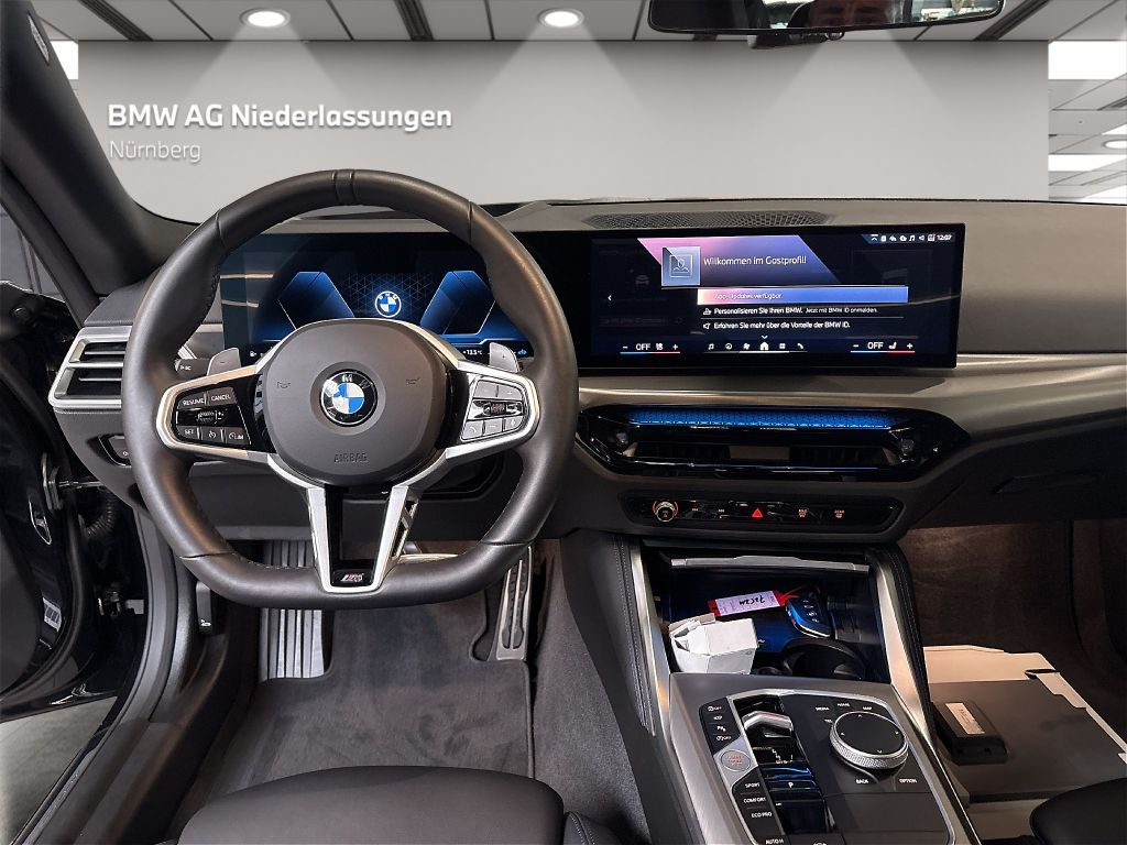 BMW 220 2025