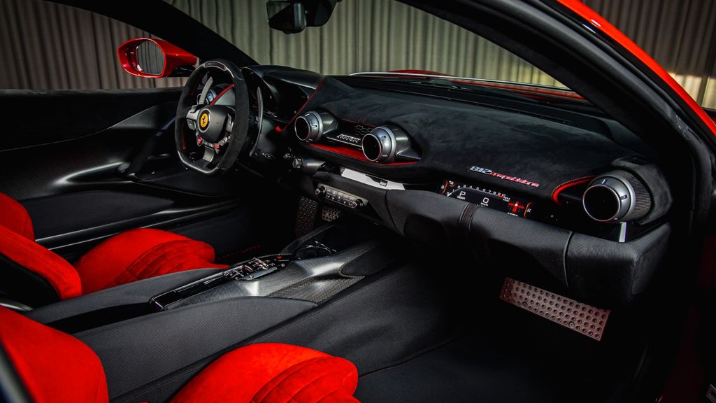 Ferrari 812 2023
