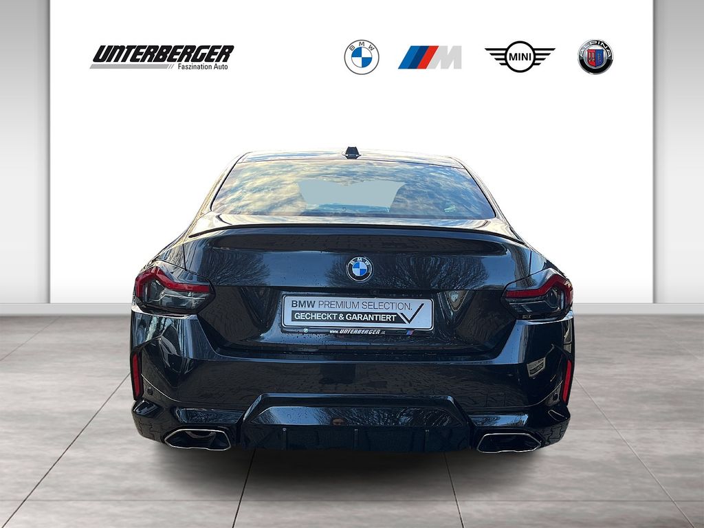BMW M240i 2023