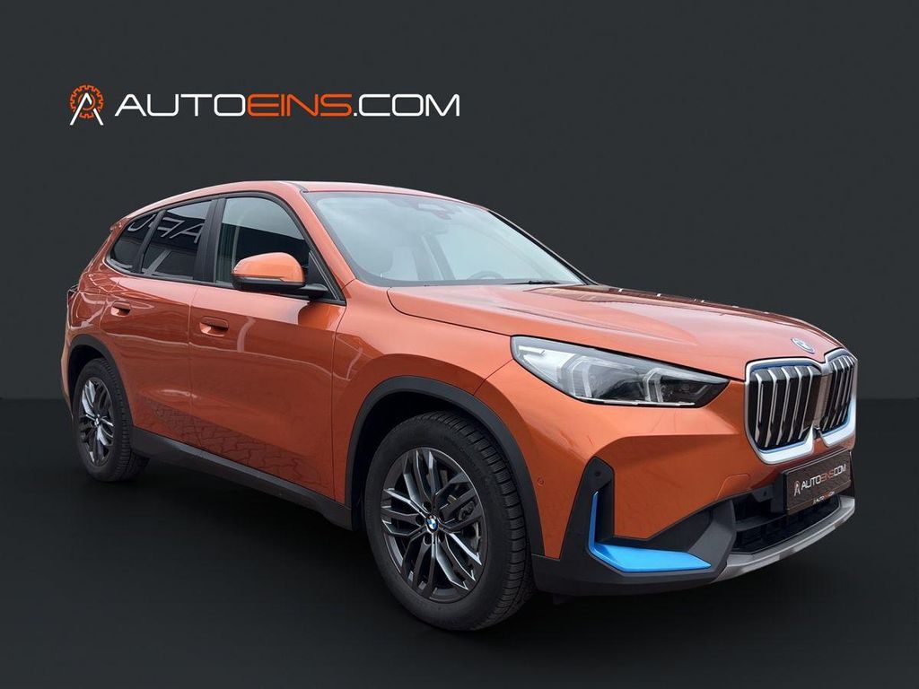 BMW iX1 2023