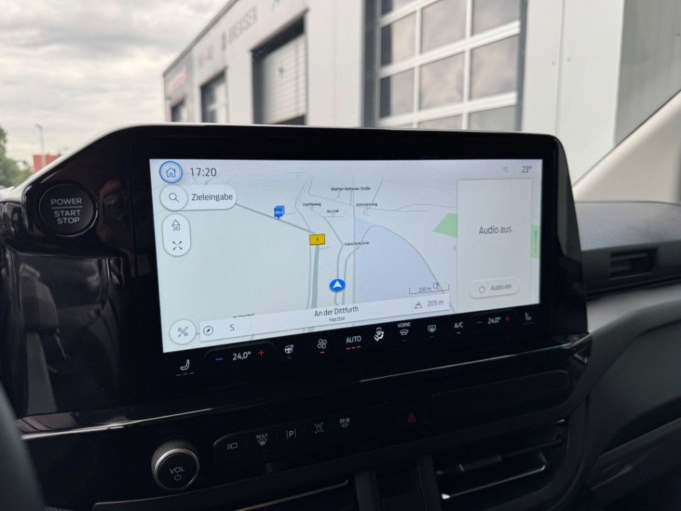 Ford Tourneo Custom 2025