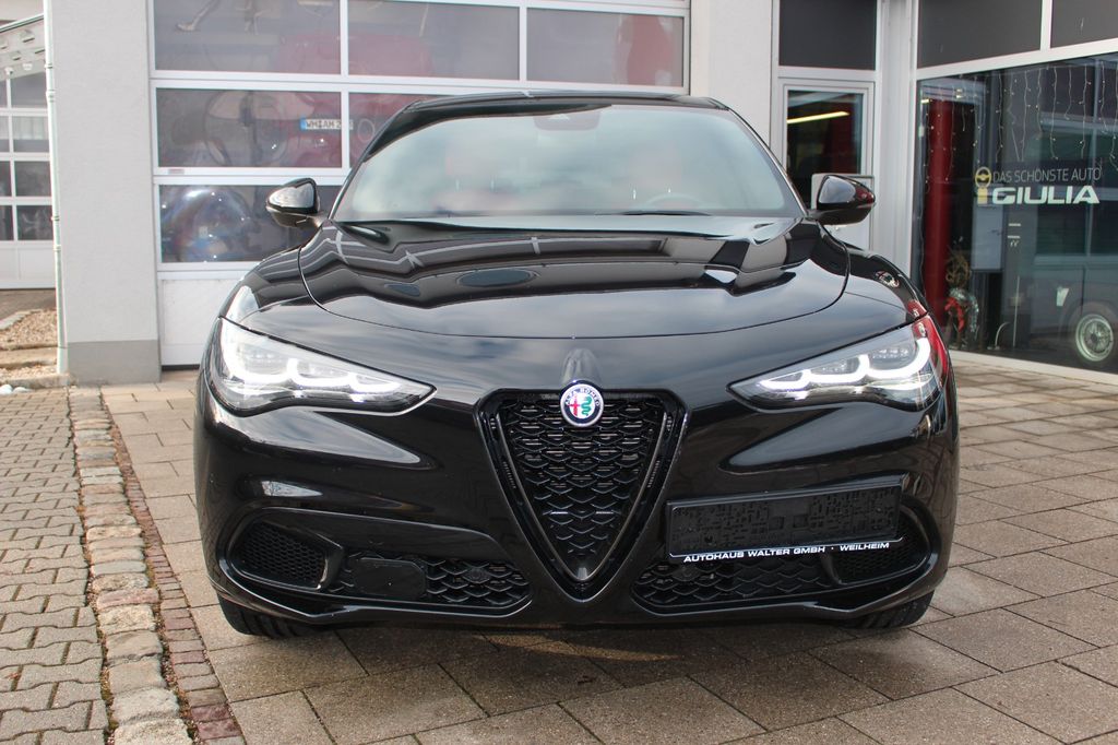 Alfa Romeo Stelvio 2023
