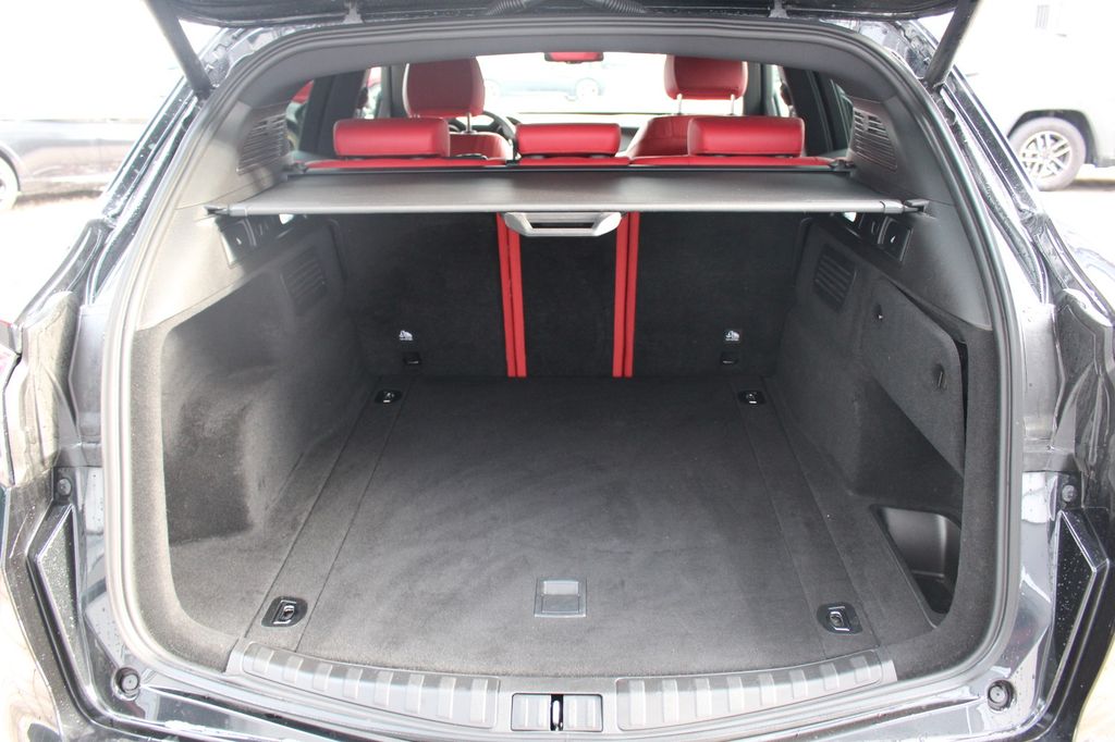 Alfa Romeo Stelvio 2023