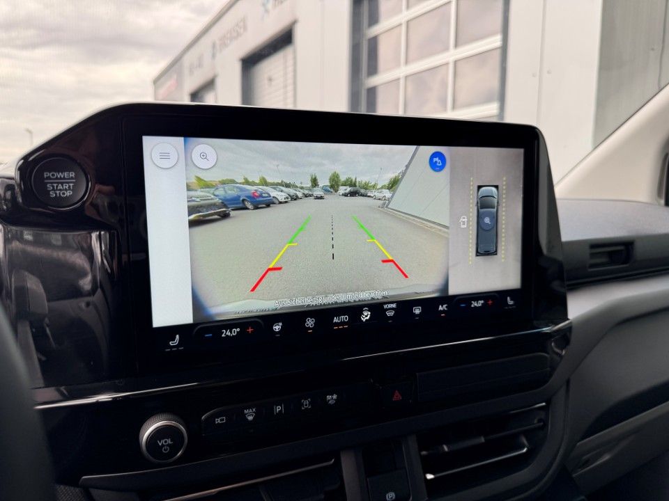 Ford Tourneo Custom 2025