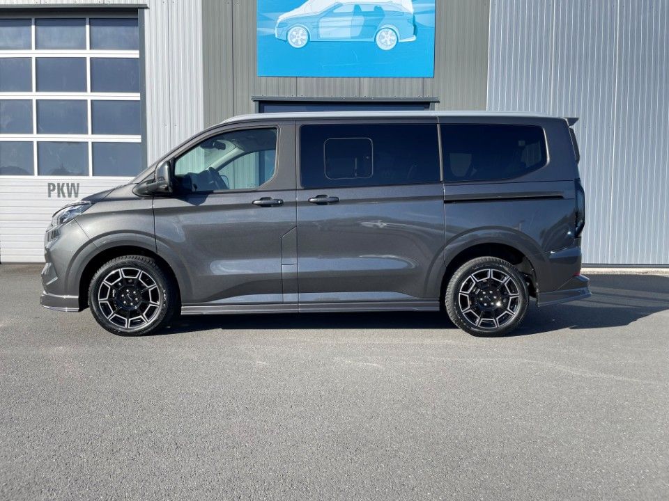 Ford Tourneo Custom 2025
