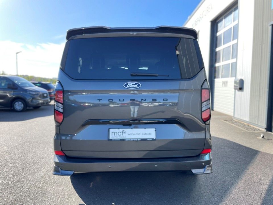 Ford Tourneo Custom 2025