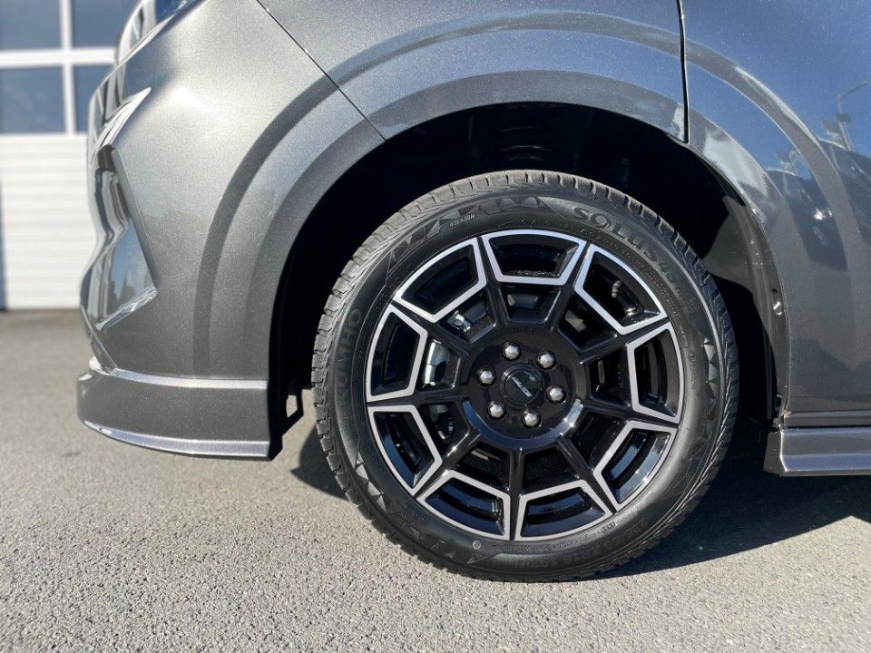 Ford Tourneo Custom 2025