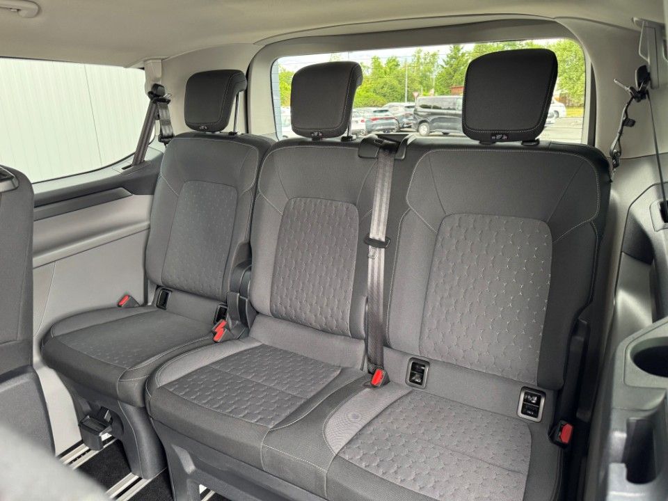 Ford Tourneo Custom 2025