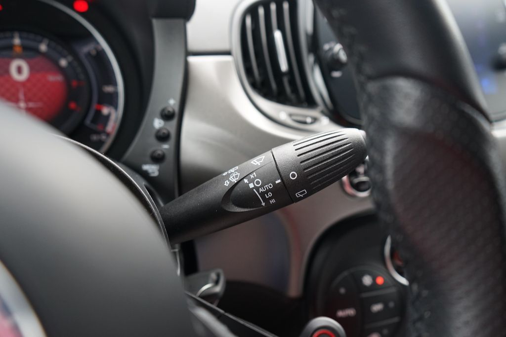 Abarth 595 2022