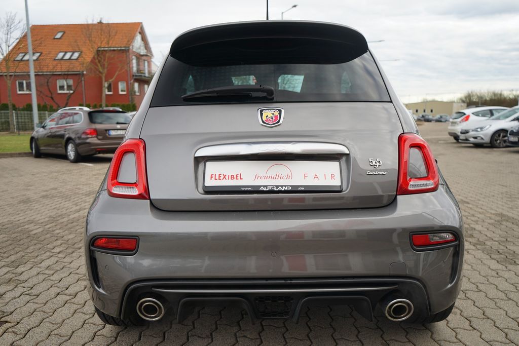 Abarth 595 2022