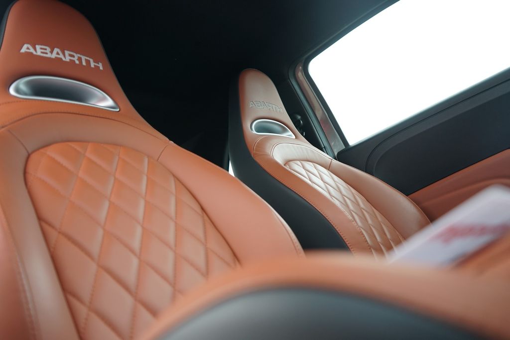 Abarth 595 2022