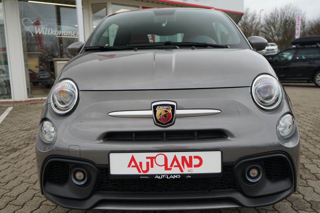 Abarth 595 2022