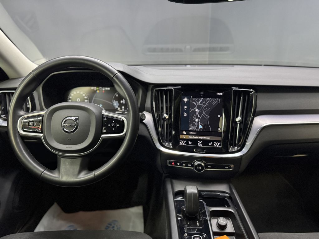 Volvo V60 Cross Country 2021