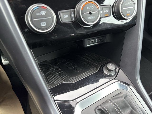 Volkswagen T-Roc 2021