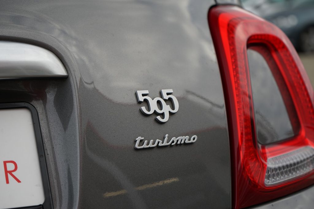 Abarth 595 2022