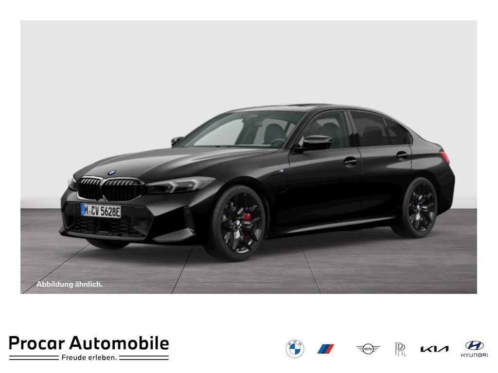 BMW 330 2025