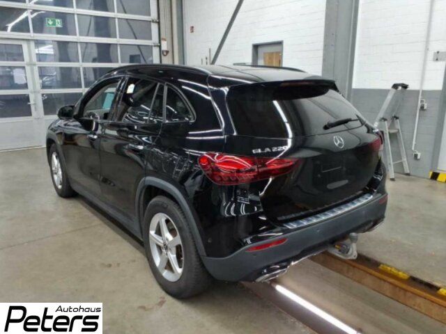 Mercedes-Benz GLA 220 2024