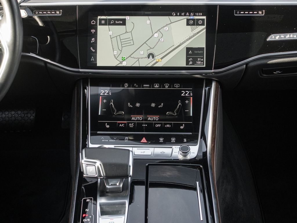 Audi A8 2022