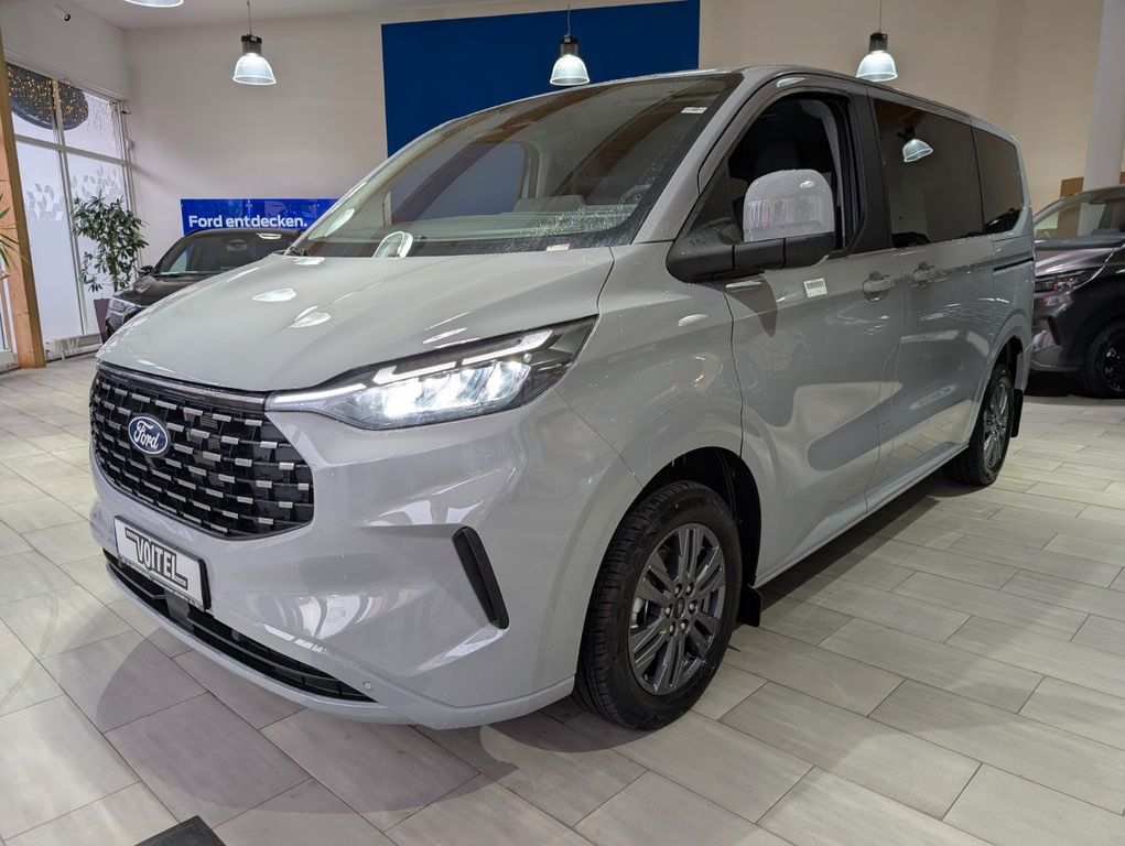 Ford Tourneo Custom 2025